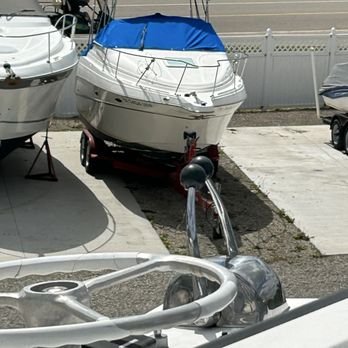 How to Clean Mildew Off Boat Seats